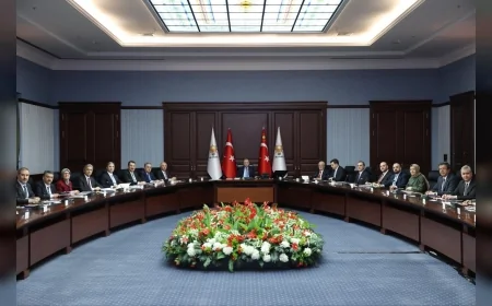 Kayseri Büyükşehir Belediye Başkanı Memduh Büyükkılıç Ramazan Programlarında Cumhurbaşkanı ile Bayramlaştı Vatandaş ve Huzurevi Sakinleriyle Buluştu