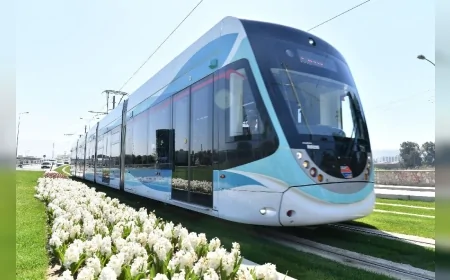 İzmir Büyükşehir Belediyesi ulaşım yatırımlarıyla kent trafiğini rahatlatıyor