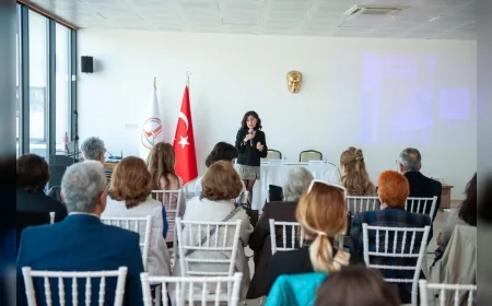 Karşıyaka Belediyesi Kent ve Kadın Söyleşisinde Eşitlikçi Şehir Vizyonu Ele Alındı!