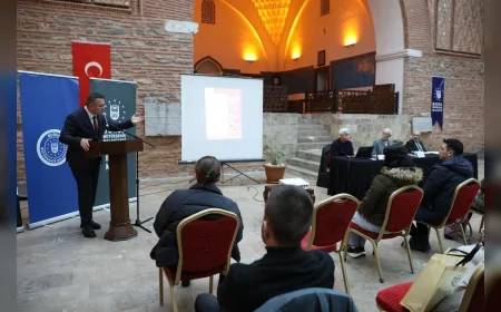 Bursa Büyükşehir Belediyesi’nin Kent Söyleşilerinde Osmanlı’nın Vakıf Kuran Kadınları Ele Alındı