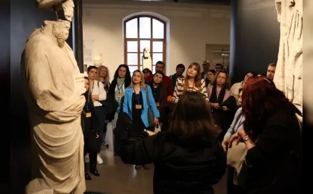 İzmir İl Millî Eğitim Müdürlüğü Öğretmen Akademileri Yeni Dönemde Yoğun Katılımla Sürüyor