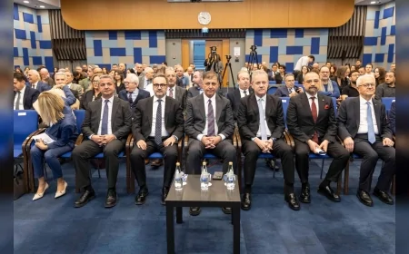 İzmir Büyükşehir Belediye Başkanı Dr. Cemil Tugay: “Sağlık turizminde güven ve ortak hareket şart”