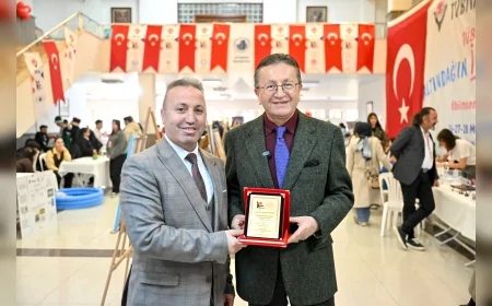 ALTINDAĞ’DA İLK BİLİM ŞENLİĞİ YOĞUN KATILIMLA BAŞLADI