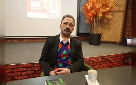 Başiskele’de Murat Menteş “Fink” Söyleşisiyle Kitapseverlerle Buluştu