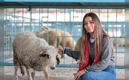 Denizli Büyükşehir Belediye Başkanı Bülent Nuri Çavuşoğlu: “Bu şehirde üreten kazanacak”