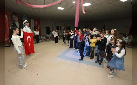 Manisa’da Aşağıçobanisa Mahallesi’nde düzenlenen Şalvar Gecesi yoğun katılımla gerçekleşti