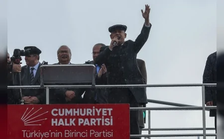CHP Genel Başkanı Özgür Özel: “Ne Ömer’i veririz ne Ekrem’i veririz, gerekirse ölümü göze alırız”