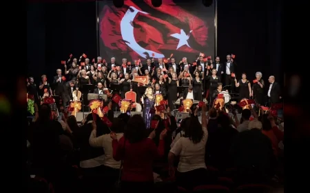 ETİMESGUT BELEDİYESİ KORKUT ATA MERKEZİ’NDE DÜZENLEDİĞİ KONSERLE BAHARI EZGİLERLE KARŞILADI