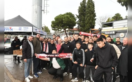 ALTIEYLÜL BELEDİYE BAŞKANI HAKAN ŞEHİRLİ’DEN DEPLASMAN TARAFTARINA ÖRNEK KARŞILAMA!