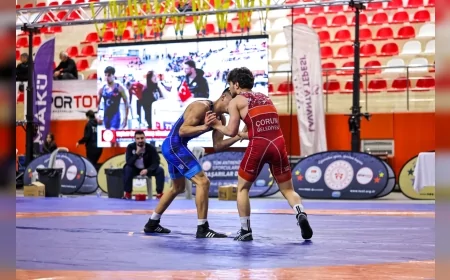 ÜNİLİG Yeşilay Güreş Türkiye Şampiyonası Burdur’da 619 sporcunun katılımıyla devam ediyor