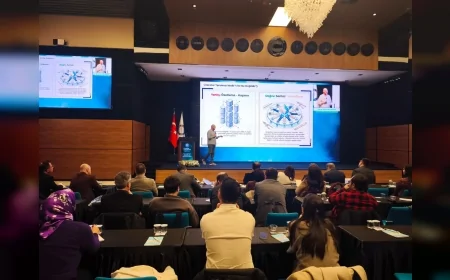 SAĞLIK-SEN GENEL MERKEZİNDE 3. AKADEMİK GELİŞİM KURSU YOĞUN KATILIMLA GERÇEKLEŞTİRİLDİ