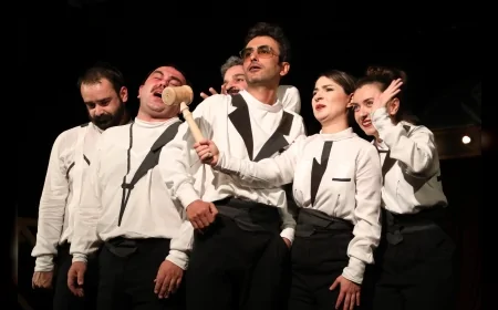 Odunpazarı Belediye Tiyatrosu nisan ayında iki yeni prömiyerle sahneye çıkıyor