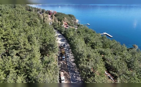 Muğla Büyükşehir Belediye Başkanı Ahmet Aras iki yılda 537 kilometre yol yapıldığını açıkladı