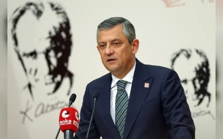 CHP Genel Başkanı Özgür Özel: “Bu darbe milletin seçme ve seçilme hakkına yapılmıştır”