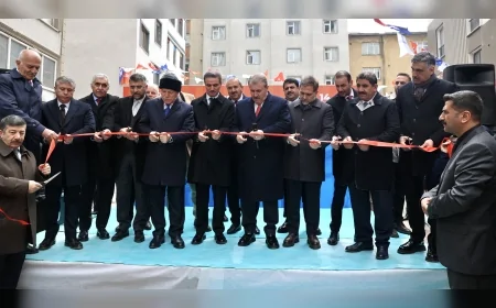 ERZURUM BÜYÜKŞEHİR BELEDİYESİ MUMCU’DA 14’ÜNCÜ HALK PAZARI ŞUBESİNİ HİZMETE AÇTI