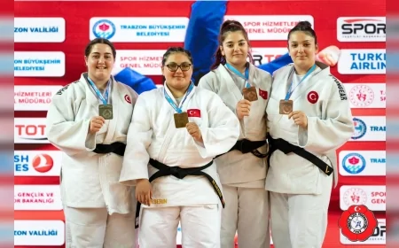 YUNUSEMRE BELEDİYESPOR JUDOCULARI TÜRKİYE ŞAMPİYONASI’NDA MADALYA KAZANARAK MİLLİ TAKIMA SEÇİLDİ