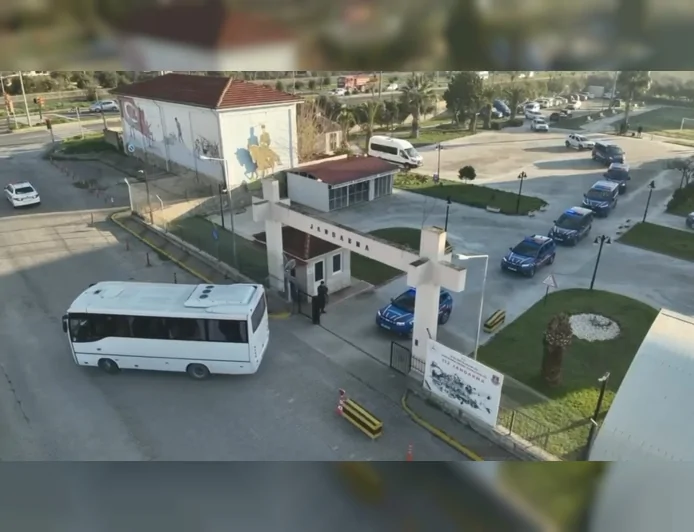 İçişleri Bakanlığı: “5 ilde 6 organize suç örgütüne operasyon düzenlendi, 65 şüpheli yakalandı”