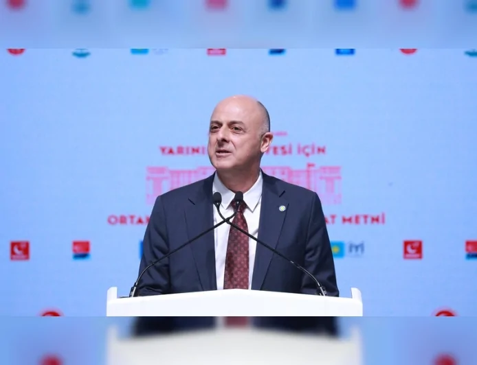 CHP Enerji ve Tabii Kaynaklar Politika Kurulu Başkanı ve İzmir Milletvekili Ümit Özlale: “Maaşı petrole, ikramiyeyi Ortadoğu’daki gerginliğe bağlayan anlayışla karşı karşıyayız”