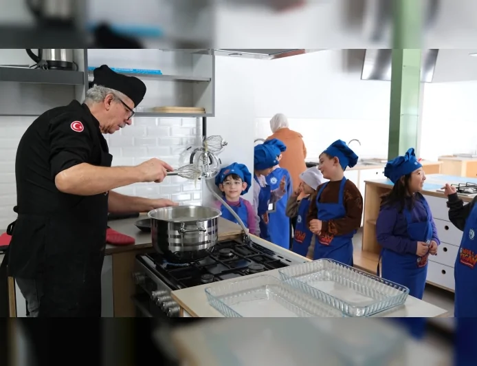 Yıldırım Belediye Başkanı Oktay Yılmaz: “Ramazan’ın ruhunu çocuklarımıza yaşayarak aktarıyoruz”