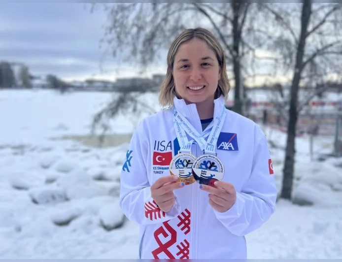 Dünya Şampiyonu Bengisu Avcı Finlandiya’da Dünya Rekoru Kırarak Altın Madalya Kazandı