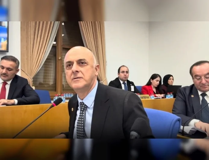 CHP İzmir Milletvekili Ümit Özlale: “Eşel Mobil Sistemi geri getirilmezse tarım ve sanayi ciddi maliyet baskısıyla karşı karşıya kalacak”