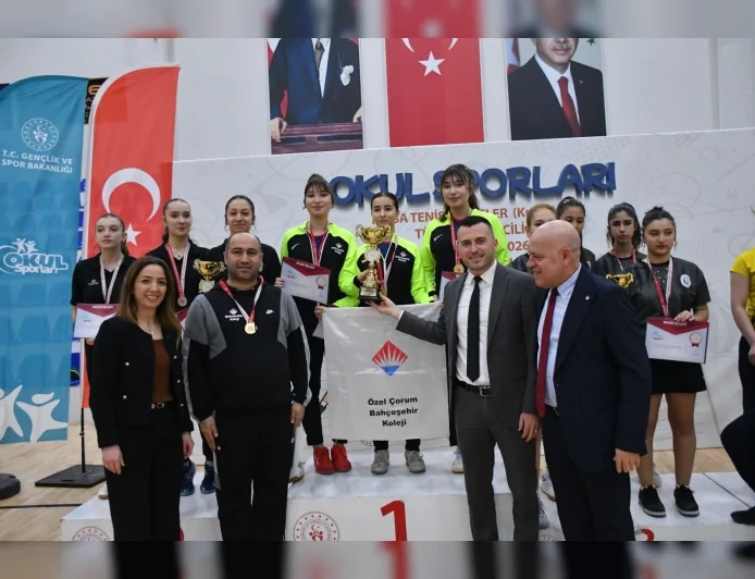 Çorum Özel Bahçeşehir Koleji Masa Tenisi Takımı: “Set Vermeden Türkiye Şampiyonu Oldu”