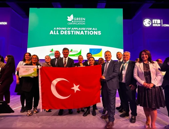 Çeşme Belediyesi sürdürülebilir turizm çalışmalarıyla uluslararası Altın Ödül kazandı