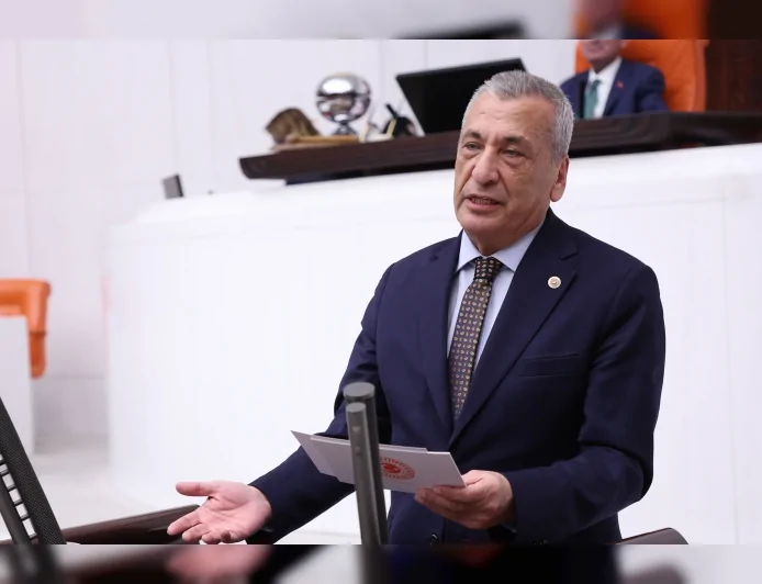 CHP Gaziantep Milletvekili Hasan Öztürkmen: “Savaş Gaziantep ekonomisini vurabilir, acil destek planı hazırlanmalı”