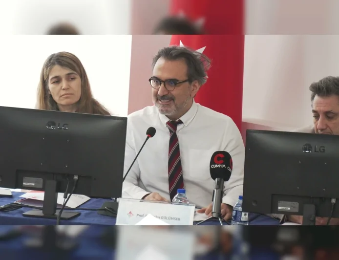 Yüksek İhtisas Üniversitesi’nde “Kadın ve Toplum Sağlığı” Paneli: “Sağlıklı kadın sağlıklı toplumun temelidir”