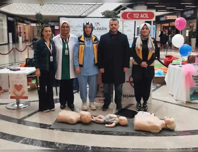 Çorum İl Sağlık Müdürü Prof. Dr. Sinan Zehir Ramazanda Sağlık Programı’nda Vatandaşlarla Buluştu