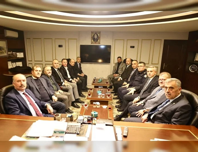 Çorum Valisi Ali Çalgan Esnaf ve Sanatkârlarla İftar Programında Buluştu