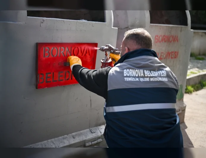 Bornova Belediyesi Mevlana Mahallesi’nde kapsamlı temizlik çalışması başlattı