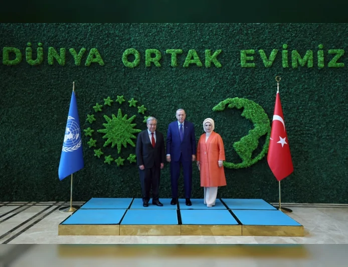 CUMHURBAŞKANI RECEP TAYYİP ERDOĞAN: “İRAN MERKEZLİ ŞİDDET SARMALININ BÜYÜMEMESİ İÇİN YOĞUN DİPLOMASİ TRAFİĞİ YÜRÜTÜYORUZ”