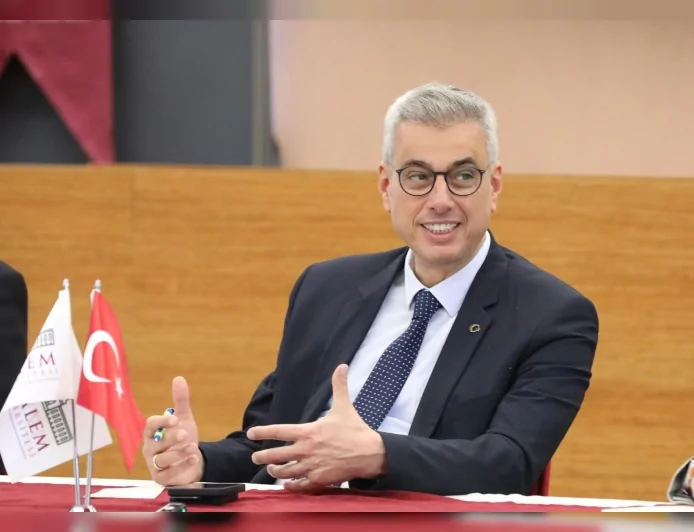 Sağlık Bakanı Prof. Dr. Kemal Memişoğlu: “Türkiye büyük bir değerini, bir tarih dâhisini yitirdi”