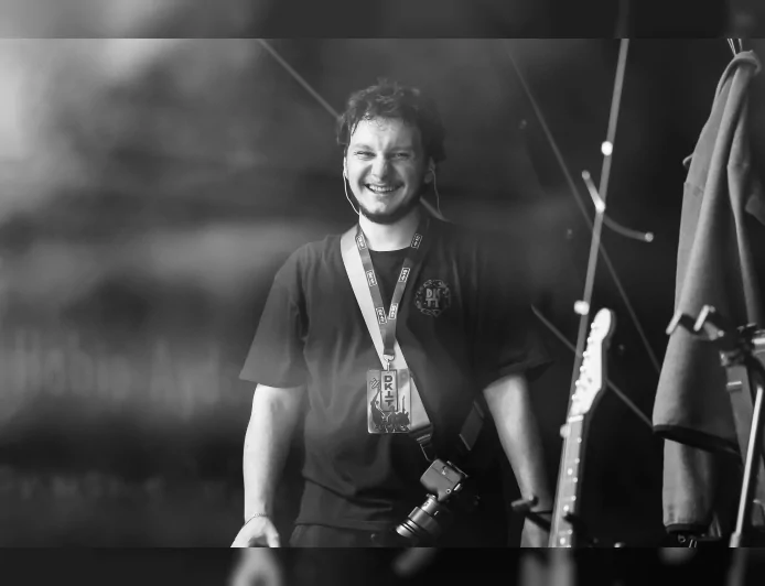 KONSER FOTOĞRAFÇISI ALKIN ERKEK: “SAHNEDE BAZEN O ANI YAKALAMAK İÇİN SADECE BİRKAÇ SANİYEMİZ VAR”