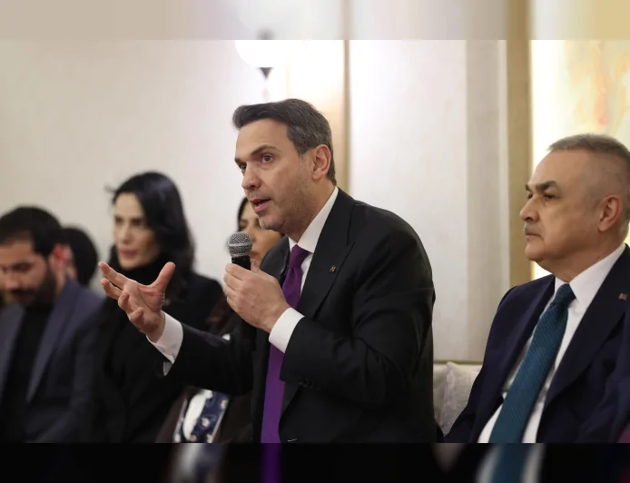 ENERJİ VE TABİİ KAYNAKLAR BAKANI ALPARSLAN BAYRAKTAR: “KIZILELMAMIZ ENERJİDE DIŞA BAĞIMLILIĞI BİTİRMİŞ BİR TÜRKİYE”