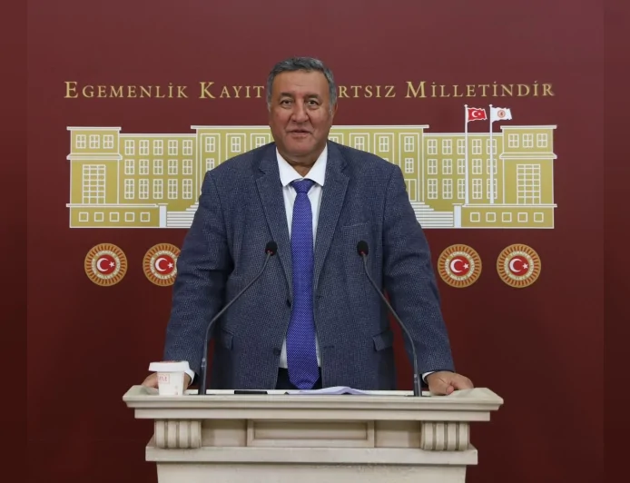 CHP Niğde Milletvekili Ömer Fethi Gürer: “Enflasyon maaşı eritiyor, vergi dilimi çalışanı eziyor”