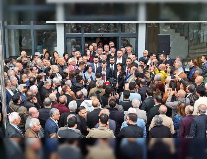 CHP ADANA İL BAŞKANI ANIL TANBUROĞLU: “CUMHURİYETİ AYAKTA TUTMA MÜCADELESİ VERİYORUZ”