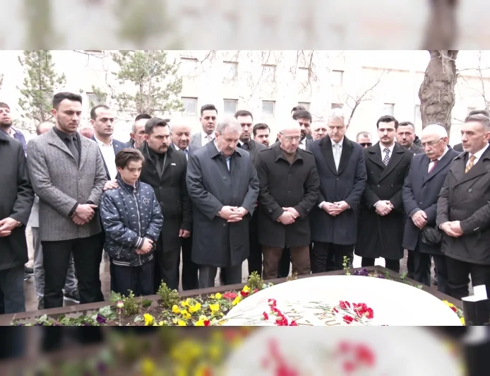 Büyük Birlik Partisi Genel Başkanı Mustafa Destici: “Muhsin Yazıcıoğlu’nun davası dimdik ayakta yürümeye devam ediyor”