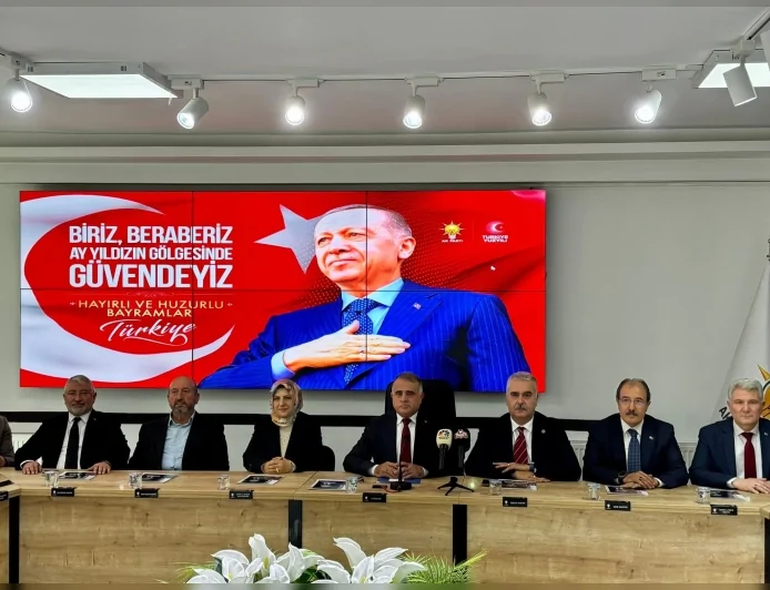 Çorum’da AK Teşkilatı Bayramlaşma Programında Birlik ve Beraberlik Vurgusu