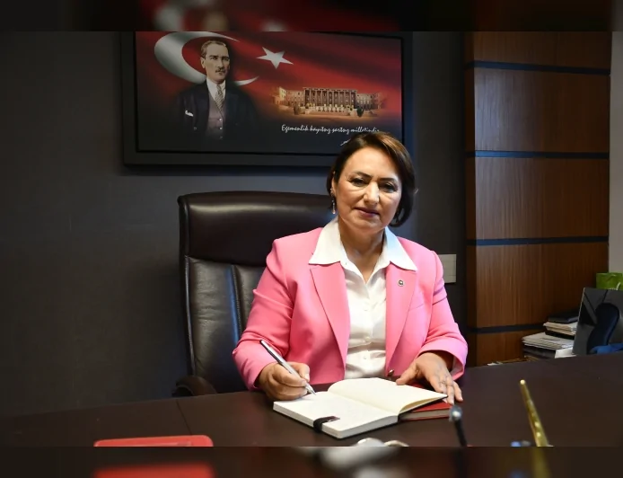 TBMM Başkanlık Divanı Üyesi CHP’li Dr. Müzeyyen Şevkin: “Savaşlar son bulsun, kadınlar ve çocuklar ölmesin”