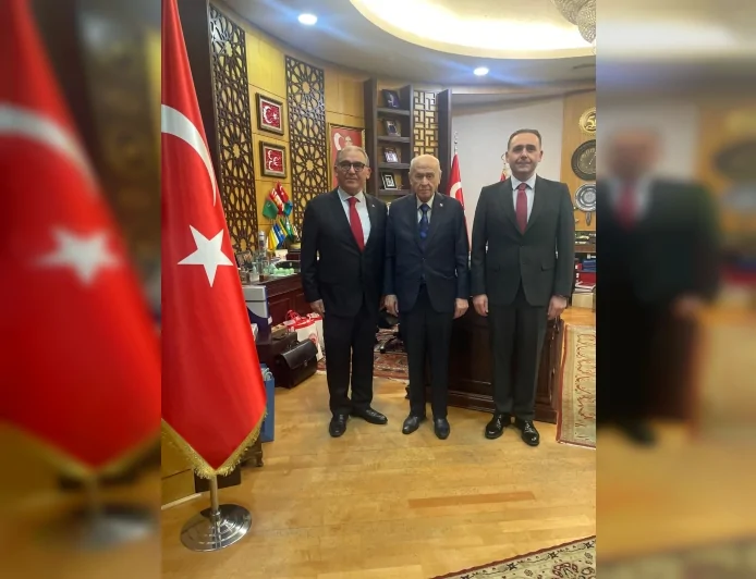 21 DÖNEM MHP IĞDIR MİLLETVEKİLİ ABBAS BOZYEL'DEN MHP GENEL BAŞKANI DEVLET BAHÇELİ’Yİ BAYRAM ZİYARETİ