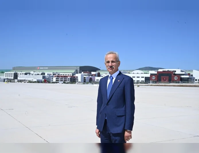 Ulaştırma ve Altyapı Bakanı Abdulkadir Uraloğlu: “İHA pilotu başvuruları yüzde 236 arttı”