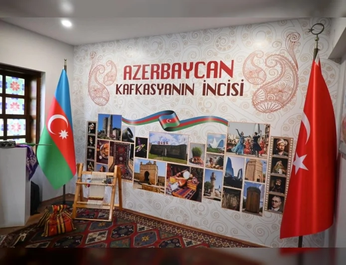 İstanbul’da Azerbaycan Evi Yeniden İnşa Sürecinin Ardından Nevruz Etkinlikleriyle Açıldı