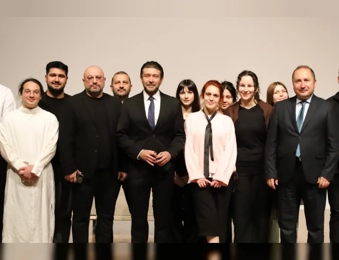 Devlet Tiyatroları Genel Müdür Yardımcısı Emre Başer İzmir Bakırçay Üniversitesi’nde iş birliği görüşmeleri yaptı