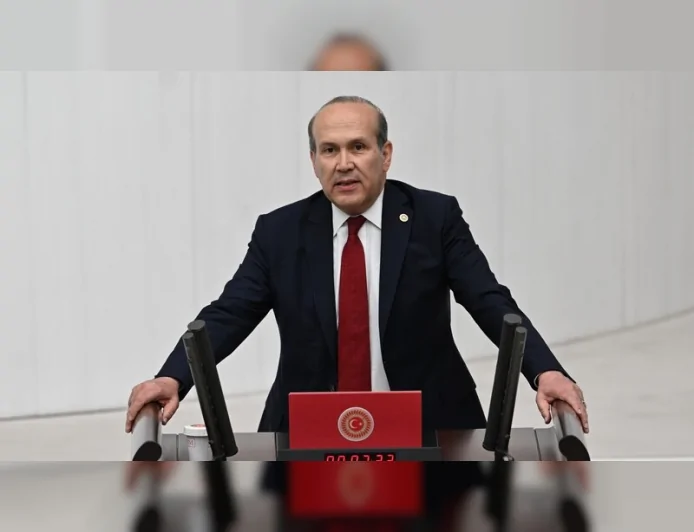 CHP Genel Başkan Yardımcısı Namık Tan TBMM’de konuştu: “Arap Baharı sürecinde birçok ülkede iç karışıklıklara benzin döktünüz”