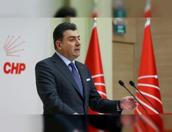 CHP Parti Sözcüsü ve İstanbul Milletvekili Zeynel Emre: “Gübrede dışa bağımlılık tarımı tehdit ediyor”