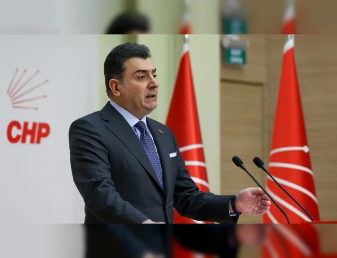 CHP Genel Başkan Yardımcısı Zeynel Emre: “İktidarın dış politikası diplomasi adı altında diplomasiden uzak”
