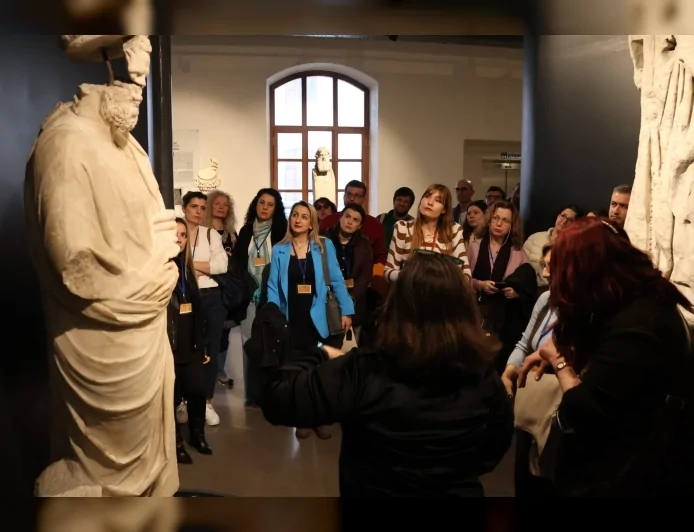 İzmir İl Millî Eğitim Müdürlüğü Öğretmen Akademileri Yeni Dönemde Yoğun Katılımla Sürüyor