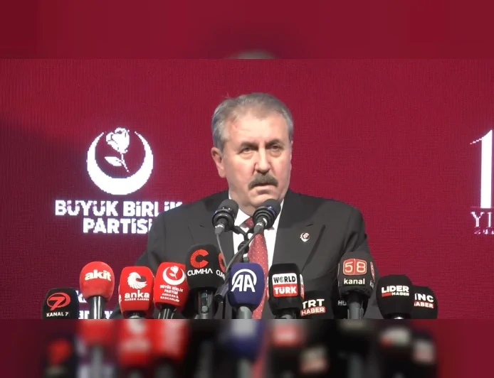BBP Genel Başkanı Mustafa Destici: “Muhsin Yazıcıoğlu’nun davasından asla ayrılmadık ayrılmayacağız”